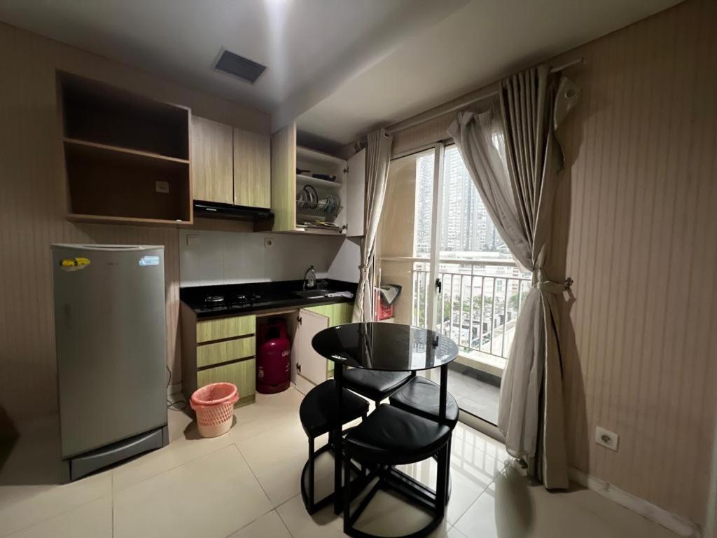 Madison Park Apartment Near Mall Central Park Джакарта Экстерьер фото